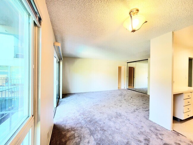 Foto del edificio - Pet Friendly 1 bedroom unit