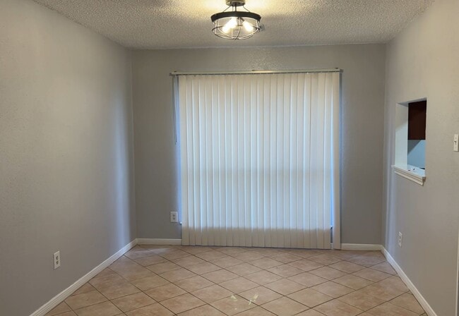 Photo - 11826 Roandale Dr House