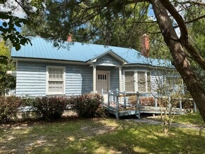 Building Photo - 1314 Carswell Ave