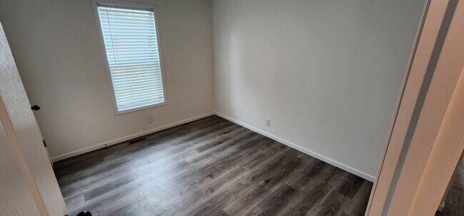 Foto del edificio - 10326 Old Leo Rd