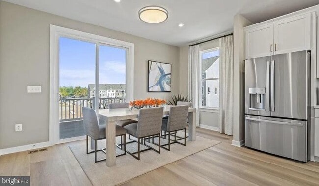 Foto del edificio - 24135 Pissarro Dr