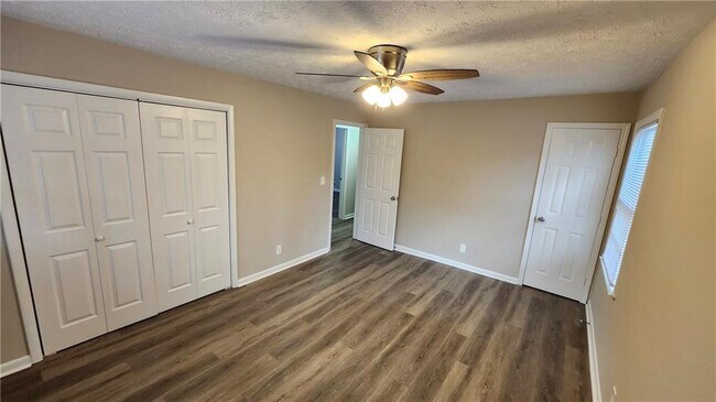 Foto del edificio - 2109 Newgate Dr