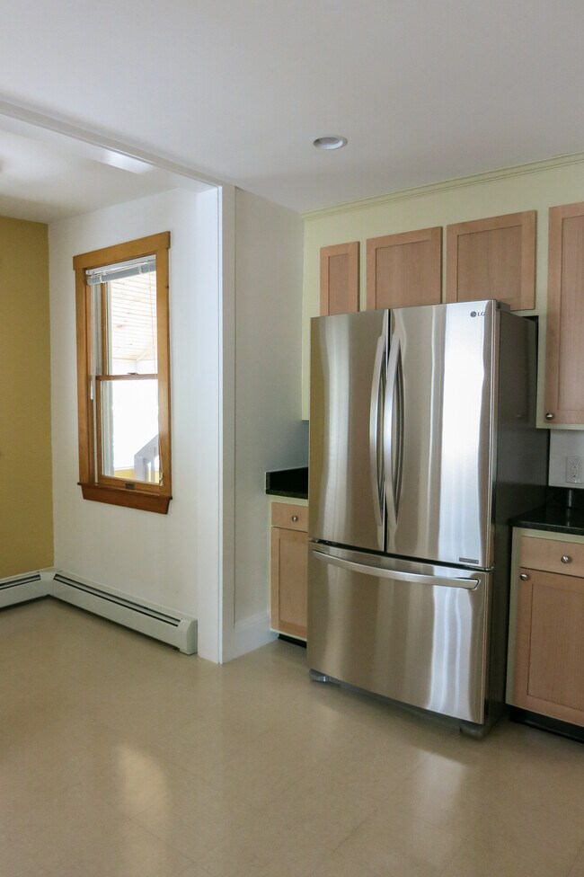 Building Photo - 115 Longwood Ave