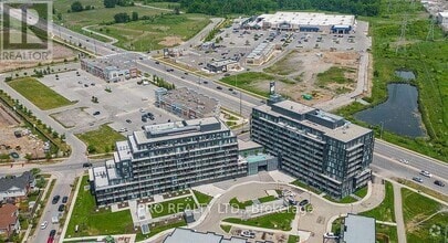 Building Photo - 3200-3200 Dakota Cmn