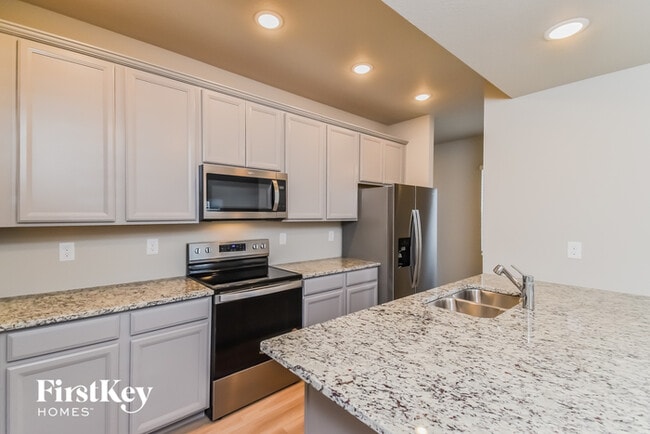 Building Photo - 11179 Murrelet Dr