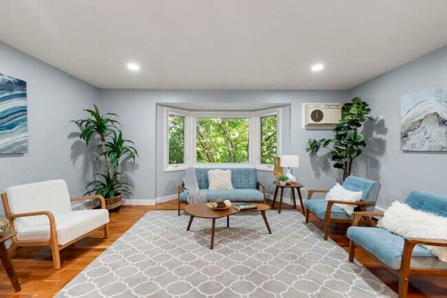 Foto del edificio - 514 W Miner St