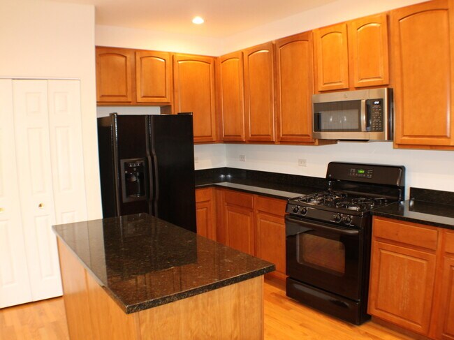 Foto del edificio - 352 W Wood St