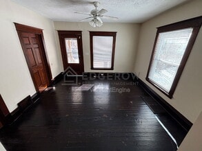 Building Photo - 737 6th St NW