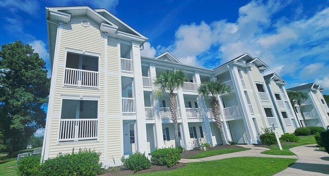 -First-Floor End-Unit | Fully Furnished 2B... - -First-Floor End-Unit | Fully Furnished 2B... Apartment
