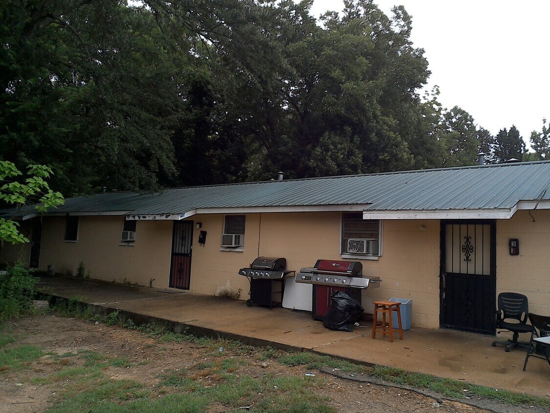 Primary Photo - 4915 11th Ave