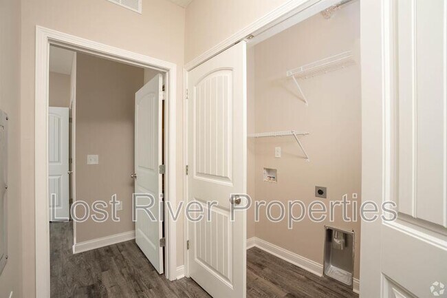 Foto del edificio - 4563 Wal Valley Way