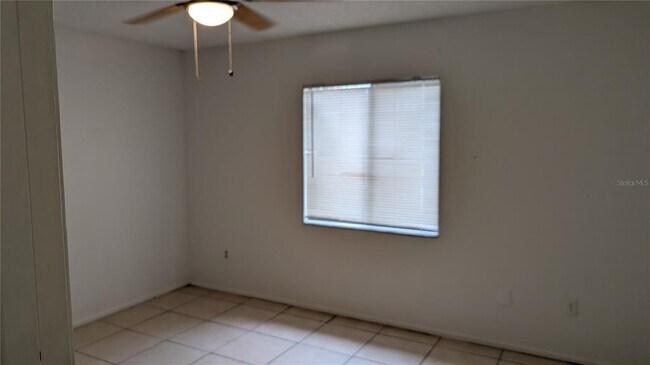 Foto del edificio - 2702 Tally Ho Ave