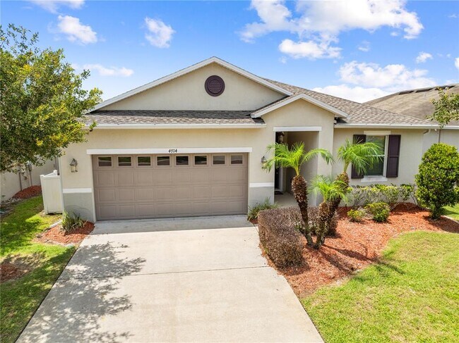 Foto del edificio - 4704 Ruby Red Ln