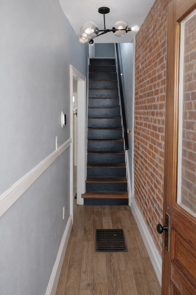 Main Entrance Hallway - 931 Edgley St House