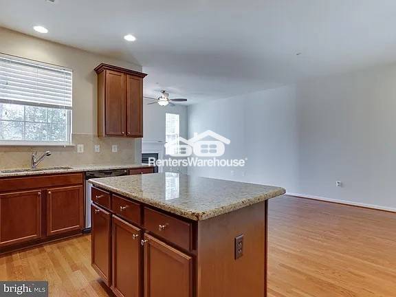 Building Photo - 7427 Macon Dr