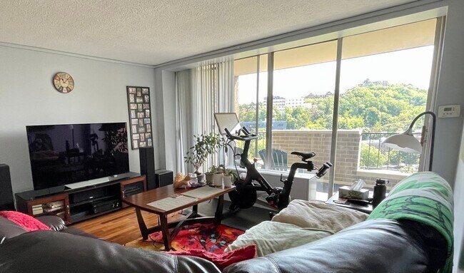 Foto del edificio - 33 Pond Ave
