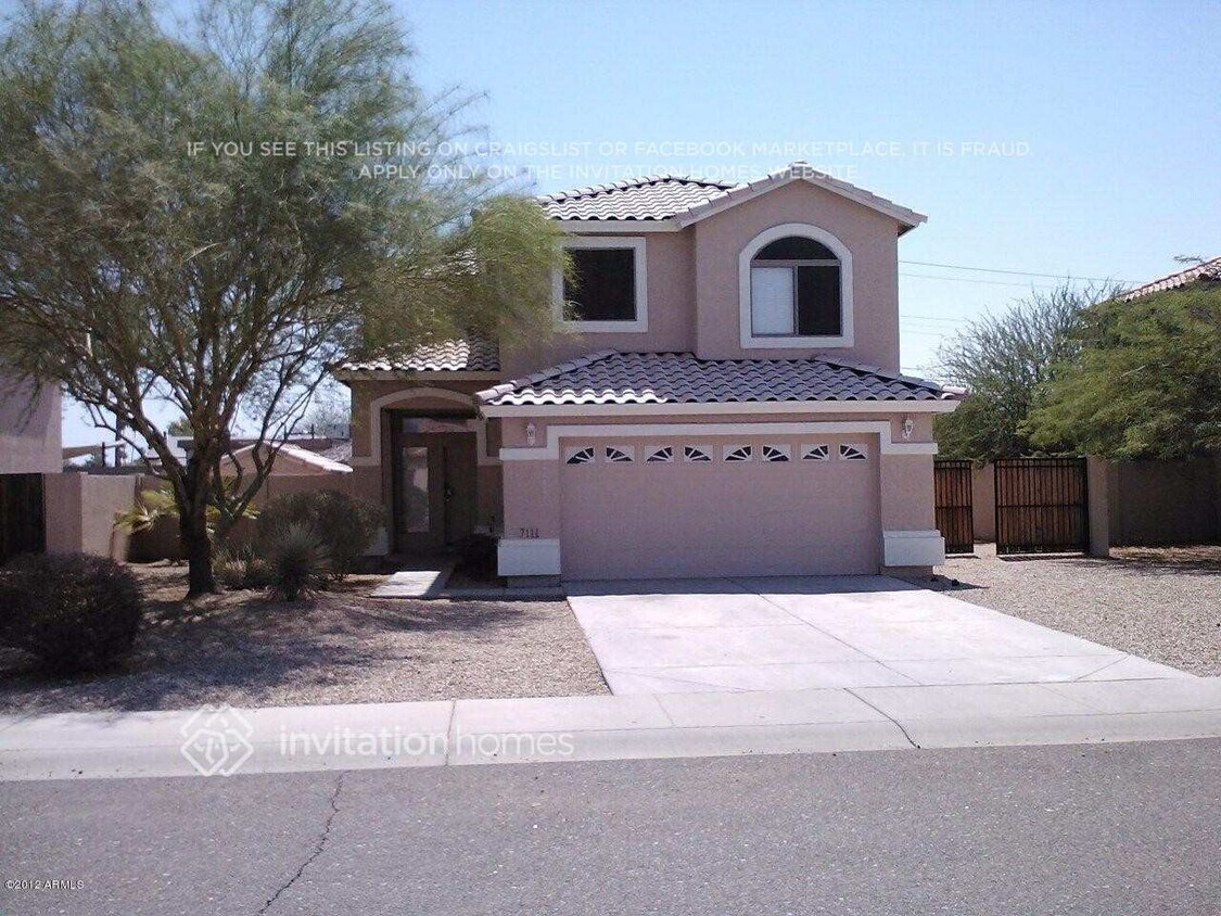 Foto principal - 7111 N 77th Dr