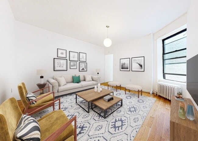 Seventh Avenue - Seventh Avenue Apartment