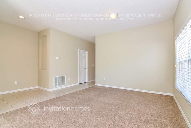 Foto del edificio - 7610 Wood Violet Dr