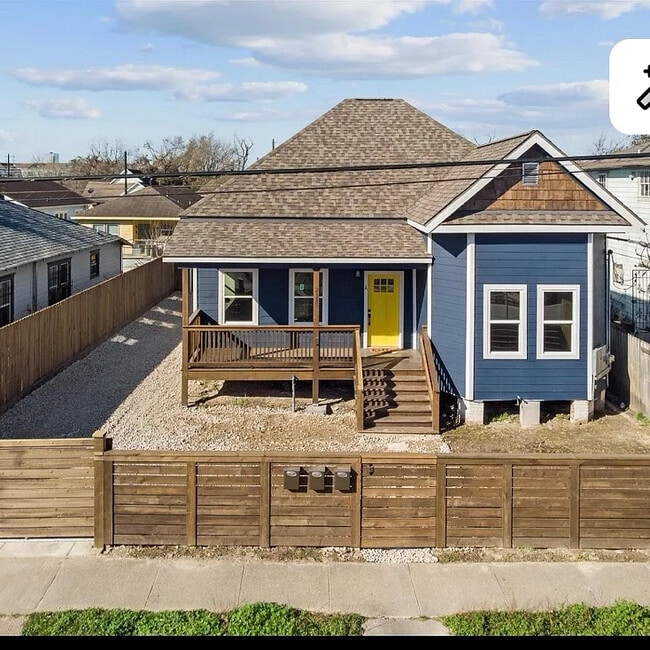 Foto del edificio - 2115 Fulton St