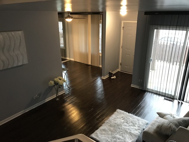 Building Photo - 4555 Provincetown Dr