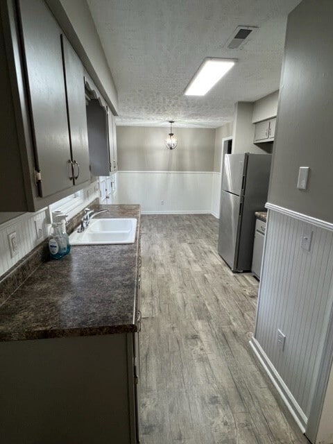 Building Photo - 2143 Wildwood Rd