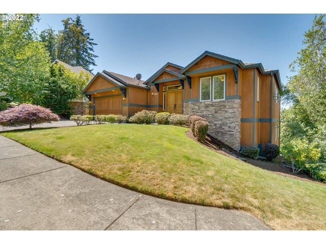 Building Photo - 2600 NW Holloway Dr