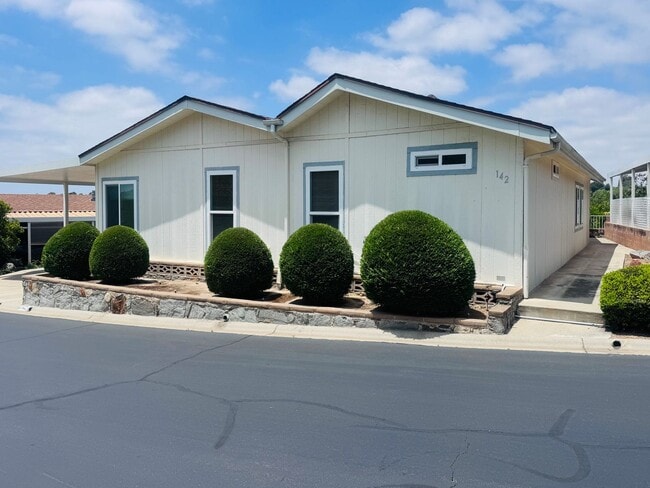 Building Photo - 909 Richland Rd