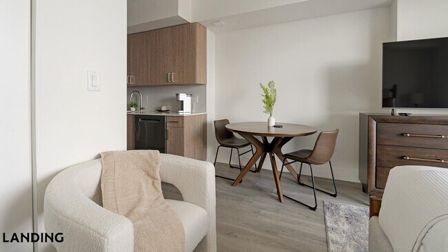 Foto del edificio - 1025 E 25th St