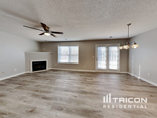 Building Photo - 250 Crestfield Circle Covington GA