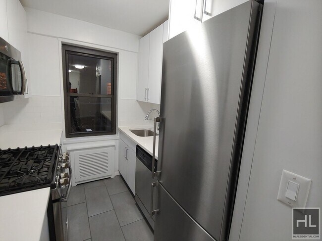 Foto del edificio - EAST 56 STREET