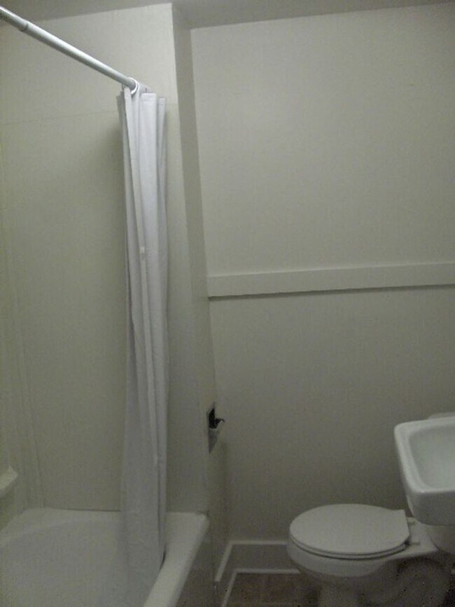 Foto del edificio - 713 Elmore St