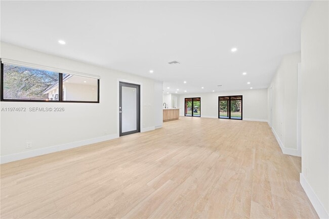 Building Photo - 15131 SW 31st Ct