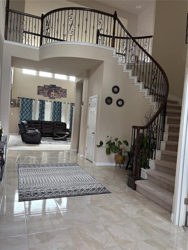 Building Photo - 3309 Falconers Way