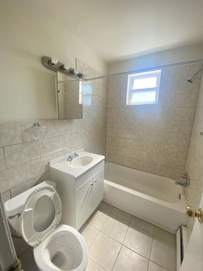 Foto del edificio - 5701 Tulip St