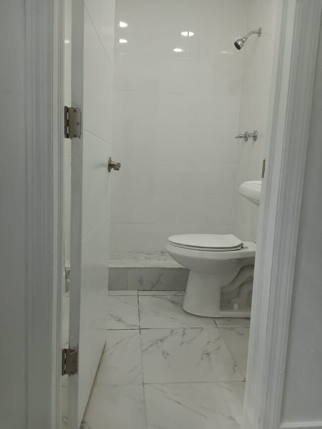 Photo - 1590 NW 123rd St House