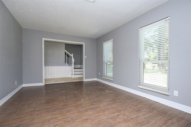 Building Photo - 4815 Caris St