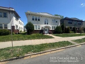 Building Photo - 3925 Chicago Ave