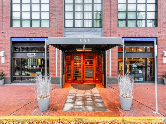 Main Entrance - Atelier 505