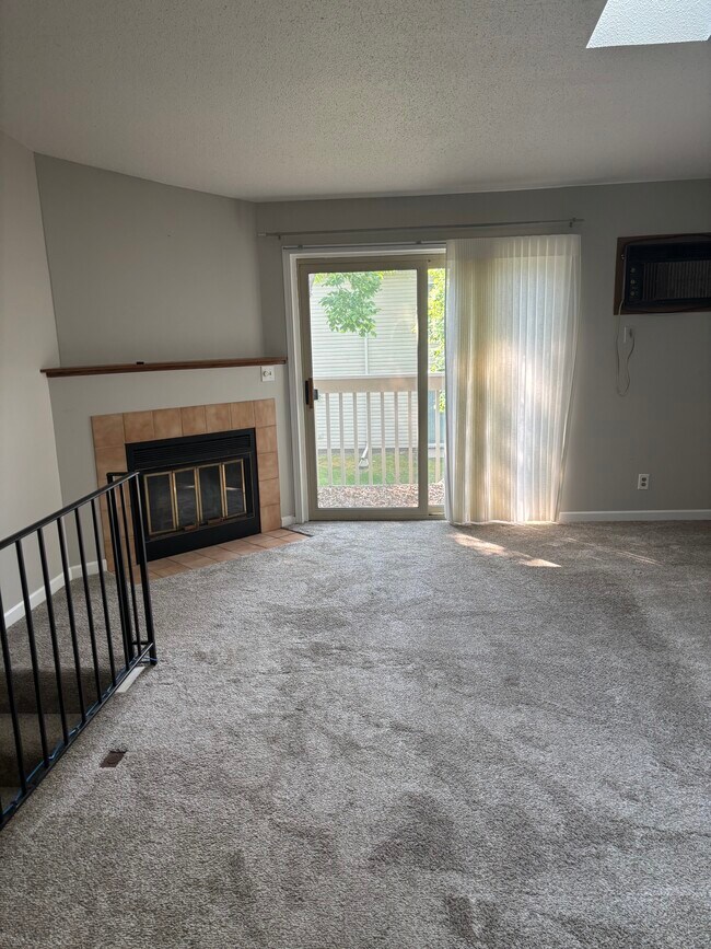 Foto del edificio - 17568 Pond Cir