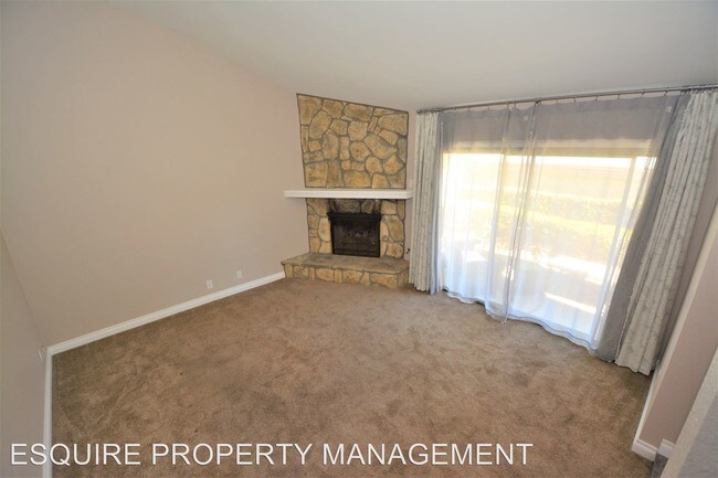 Building Photo - 2 br, 2 bath House - 572 ROSEWOOD AVE