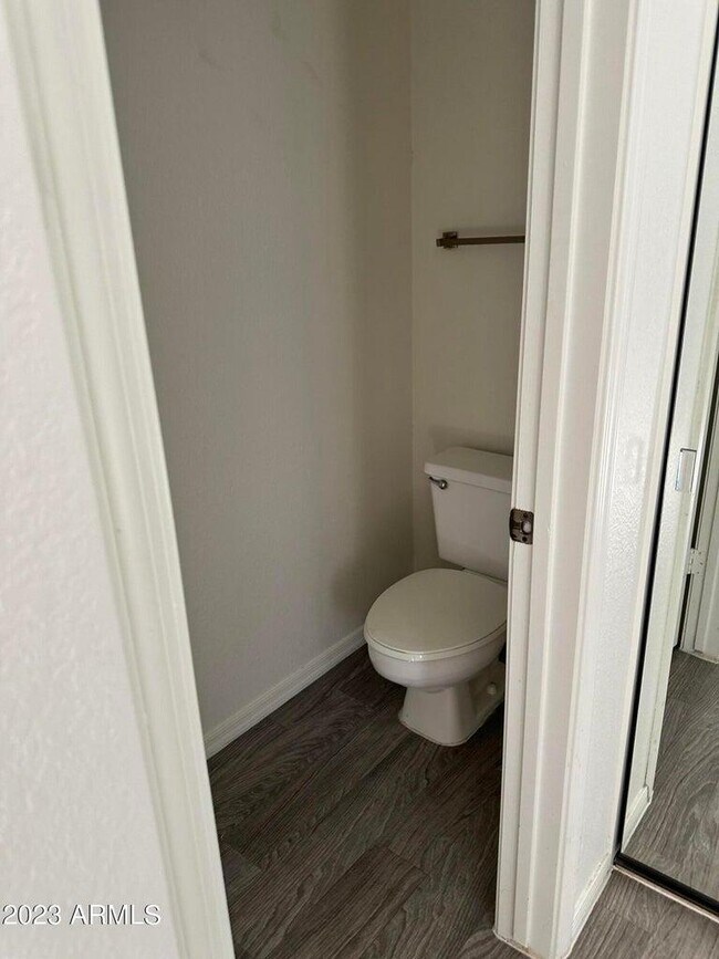 Foto del edificio - 3712 E Lavender Ln