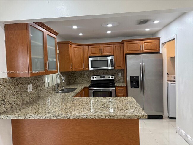 Foto del edificio - 2322 SW 106th Ct