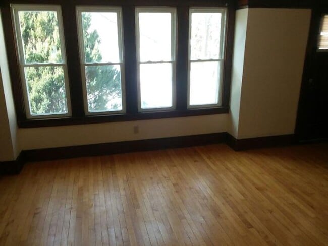 Building Photo - 3716N17thY