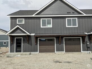 Building Photo - 790 Lake Francis Dr