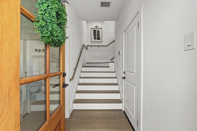 Foto del edificio - 4528 Curtin Park Ct
