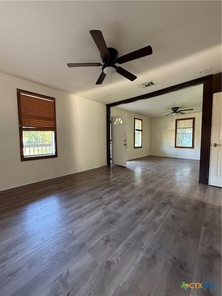Building Photo - 504 S Brookman
