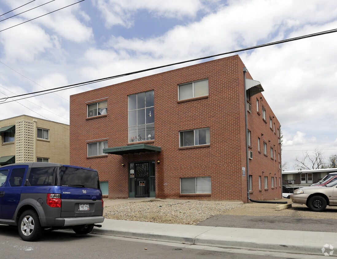 5550 S Sherman Cir, Littleton, CO 80121 Apartments in Littleton, CO