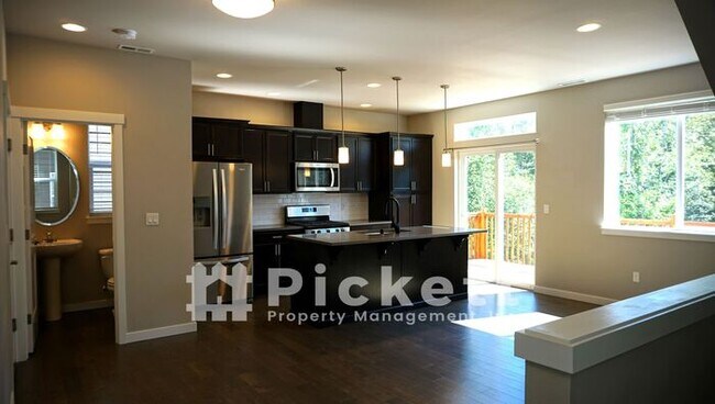 Building Photo - 3 Bedroom Home in Central Kitsap