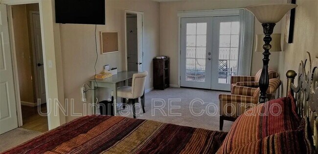 Foto del edificio - 18327 W 58th Dr